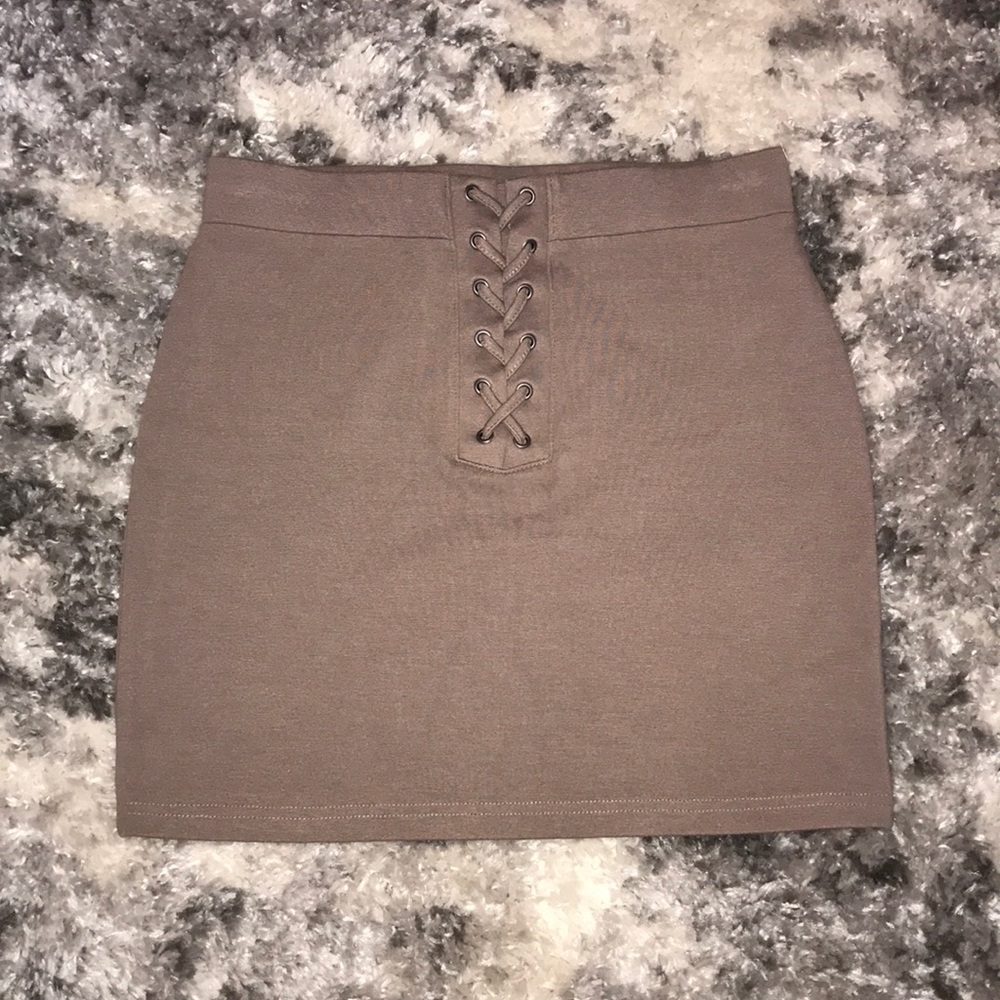 Bodycon mini skirt